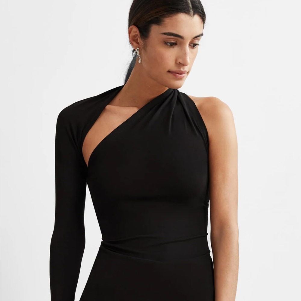 Marcella manhattan Black One-Shoulder top NWT XL